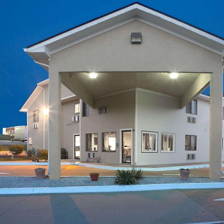 Super 8 By Wyndham Boonville Luaran gambar